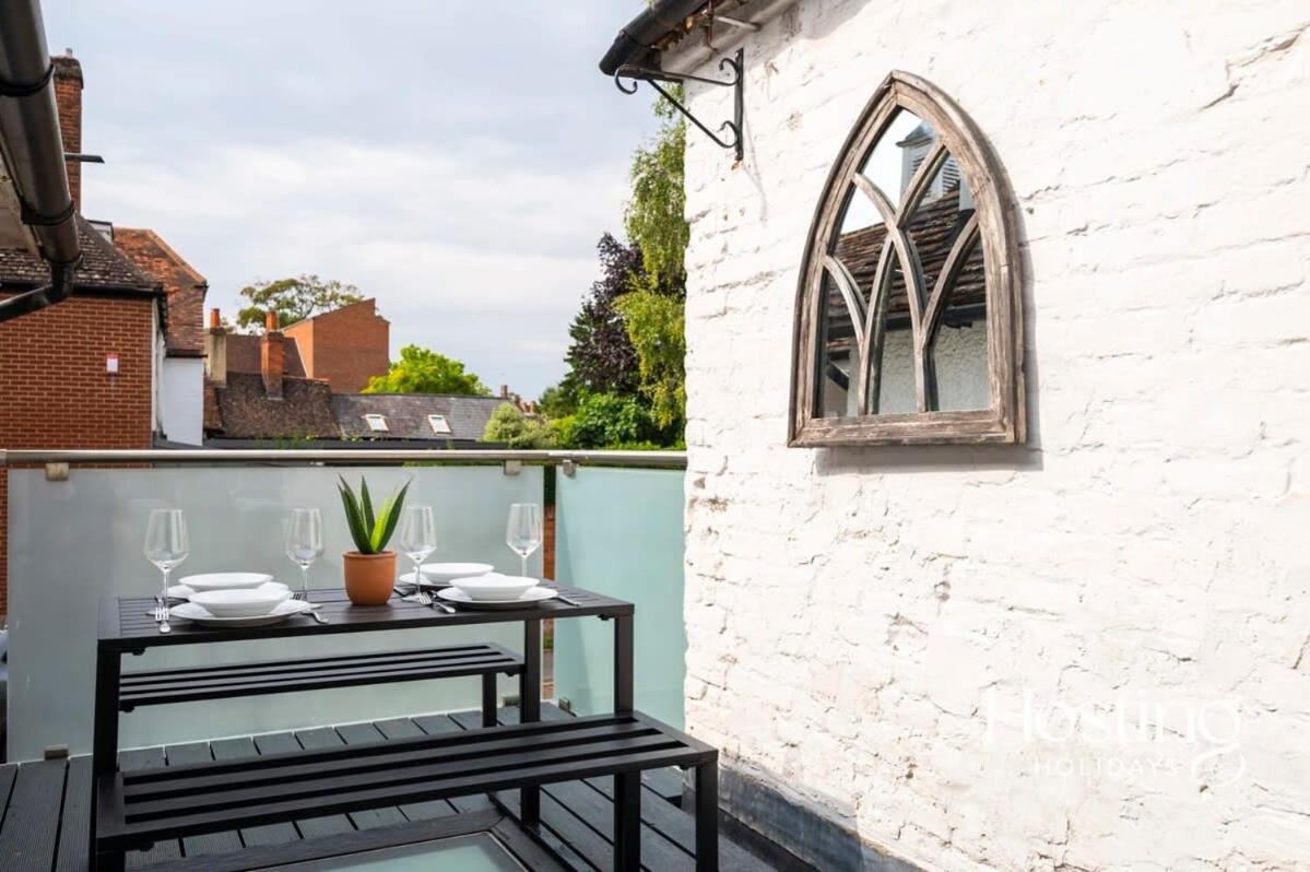 Spacious Luxury Cottage With Roof Terrace Close To The River Thames Henley-on-Thames Exterior foto